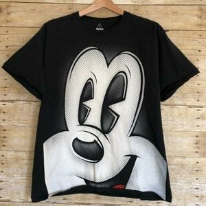 Disneyland Mickey Mouse shirt sz L